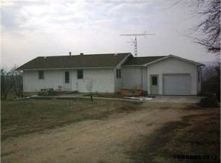 13876 Thielen Rd, Durango, IA 52039