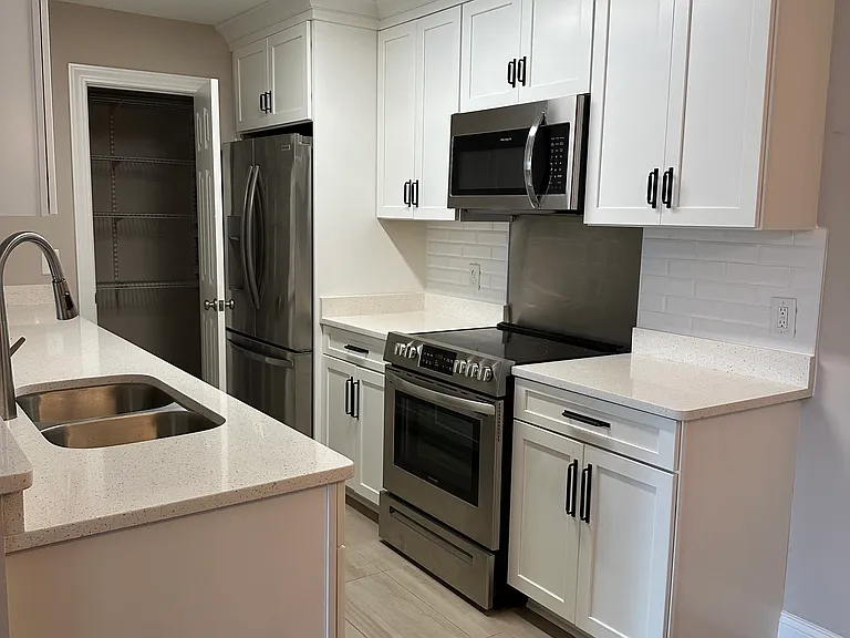 4389 Daphne Ln #C — Photo 2