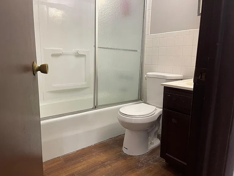 2115 176th Pl #3B — Photo 3