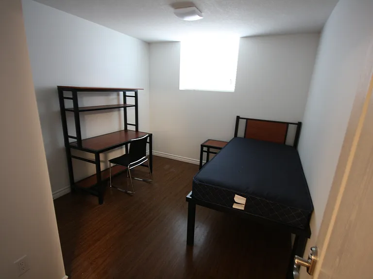 1100 Main St W #102-3 — Photo 5