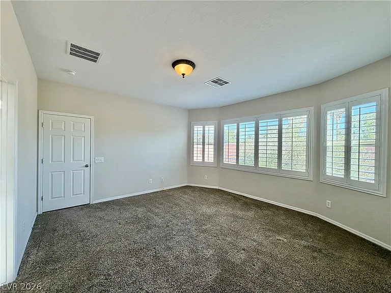 7421 Ravines Ave — Photo 9