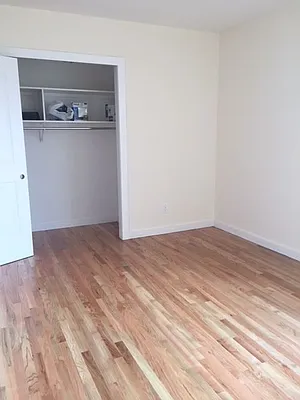 Rented by Roberto Guilbet, LREB | media 26