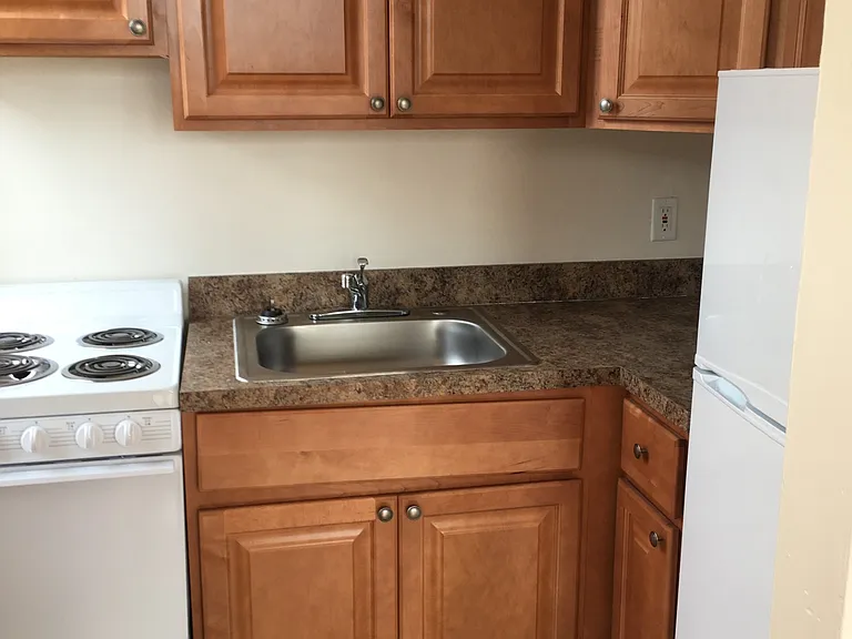 08 FP- 560Sq. feet