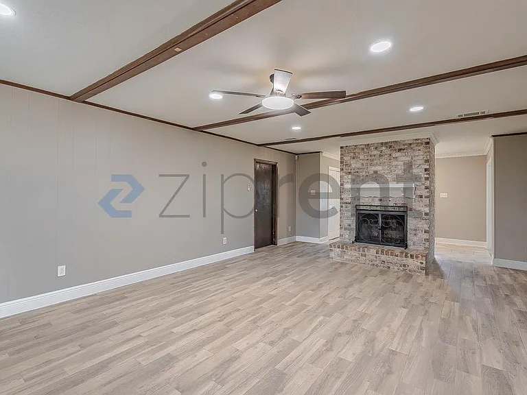 9006 Weymouth Dr — Photo 9