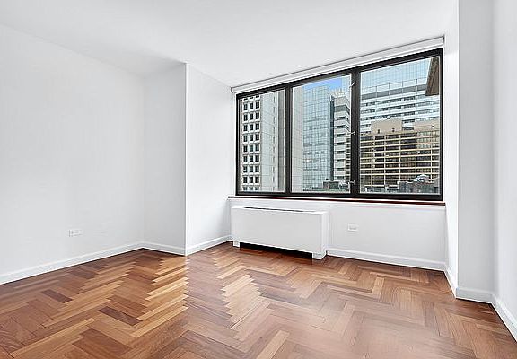 3rd image of 422 E 72nd St #6
