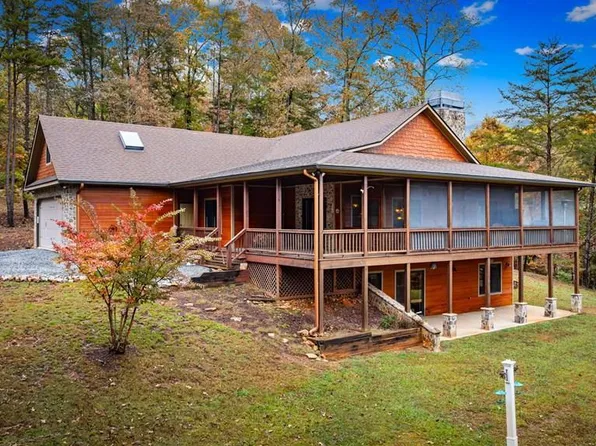 34 Smokey Ridge Ln, Morganton, GA 30560
