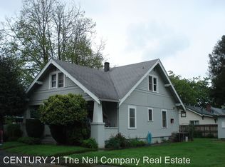 458 1/2 W Harrison St, Roseburg, OR 97471