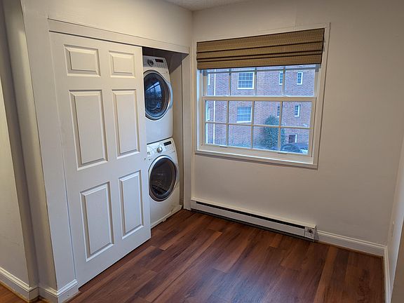 3rd image of 1720 W Abingdon Dr APT 201