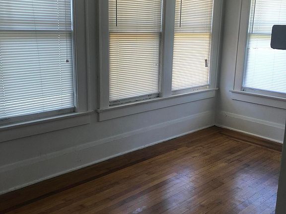 5th image of 3634 Boone Park Ave #1