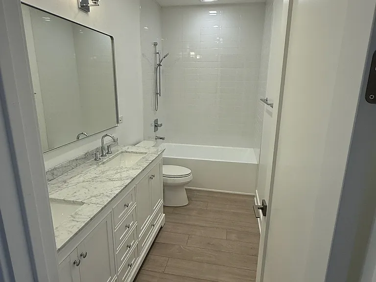Second Bathroom - Tub & Shower