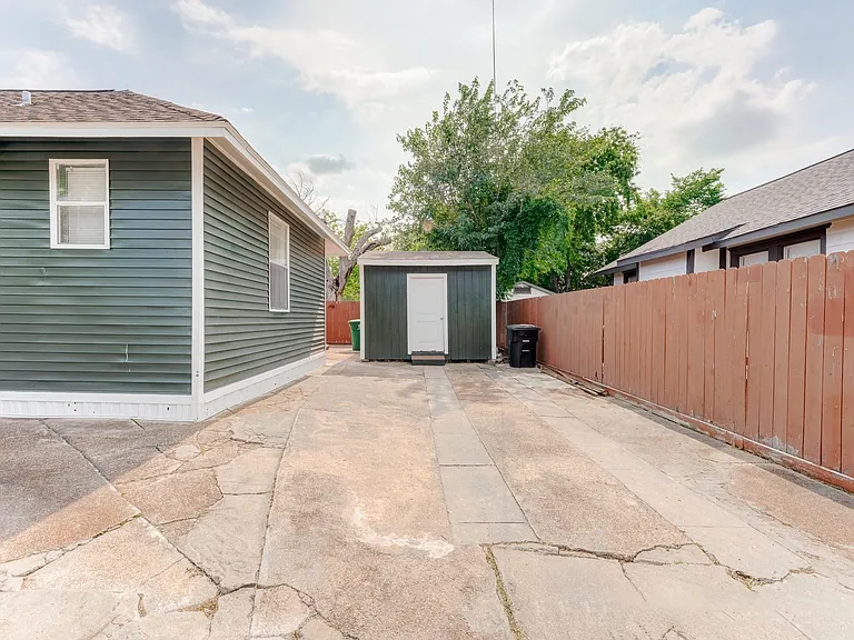 1115 Morris St — Photo 26