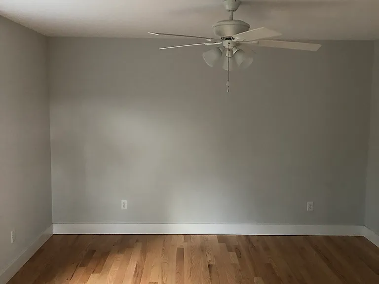 14 Avenue B — Photo 5