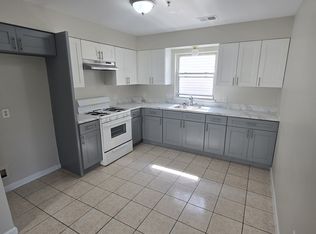 38 Wainwright St #1A, Newark, NJ 07112