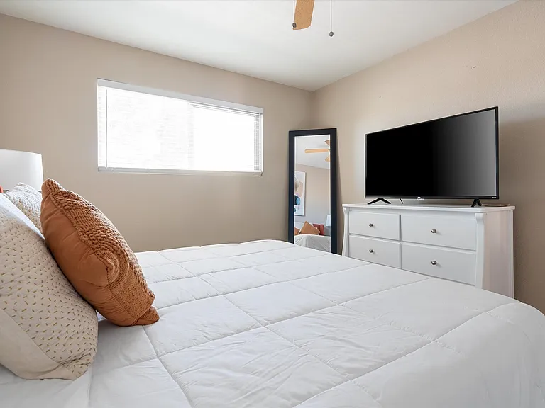 5525 E Thomas Rd #B11 — Photo 22