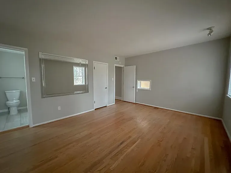 7224 Pershing Ave #A — Photo 10