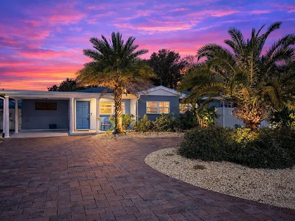 1801 58th St S, Gulfport, FL 33707