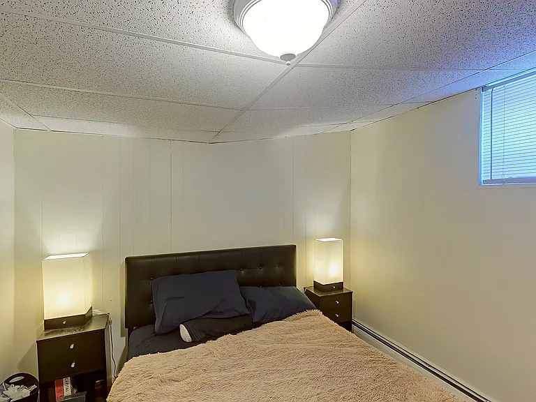 15 Glenville Ave #B4 — Photo 6