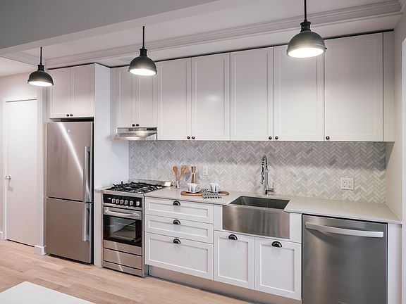 3rd image of 1525 Bedford Ave #213