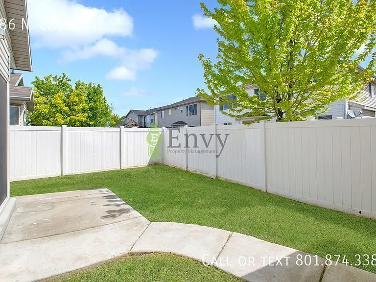286 N Caleb Dr — Photo 23
