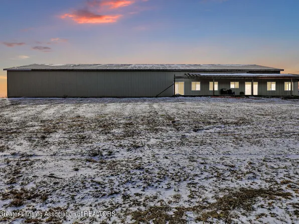 2695 Kemler Rd, Eaton Rapids, MI 48827
