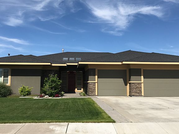 4th image of 1432 Jade Ave