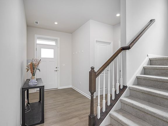 4th image of 4408 Fairlight Ln
