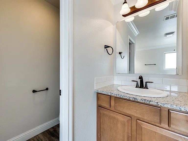 6901 Cattleman Dr — Photo 24