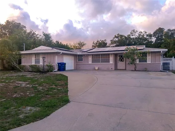 3033 Dawson St, Sarasota, FL 34239