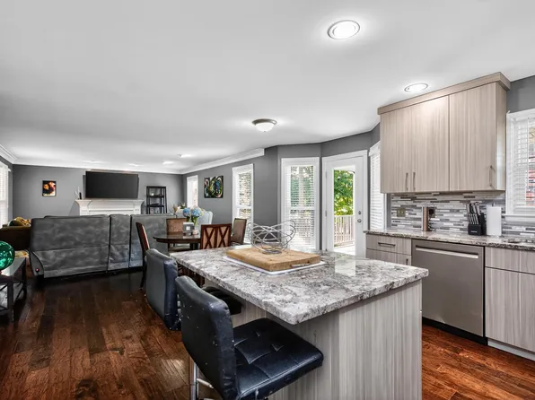 4301 Gum Tree Ln, Lexington, KY 40513