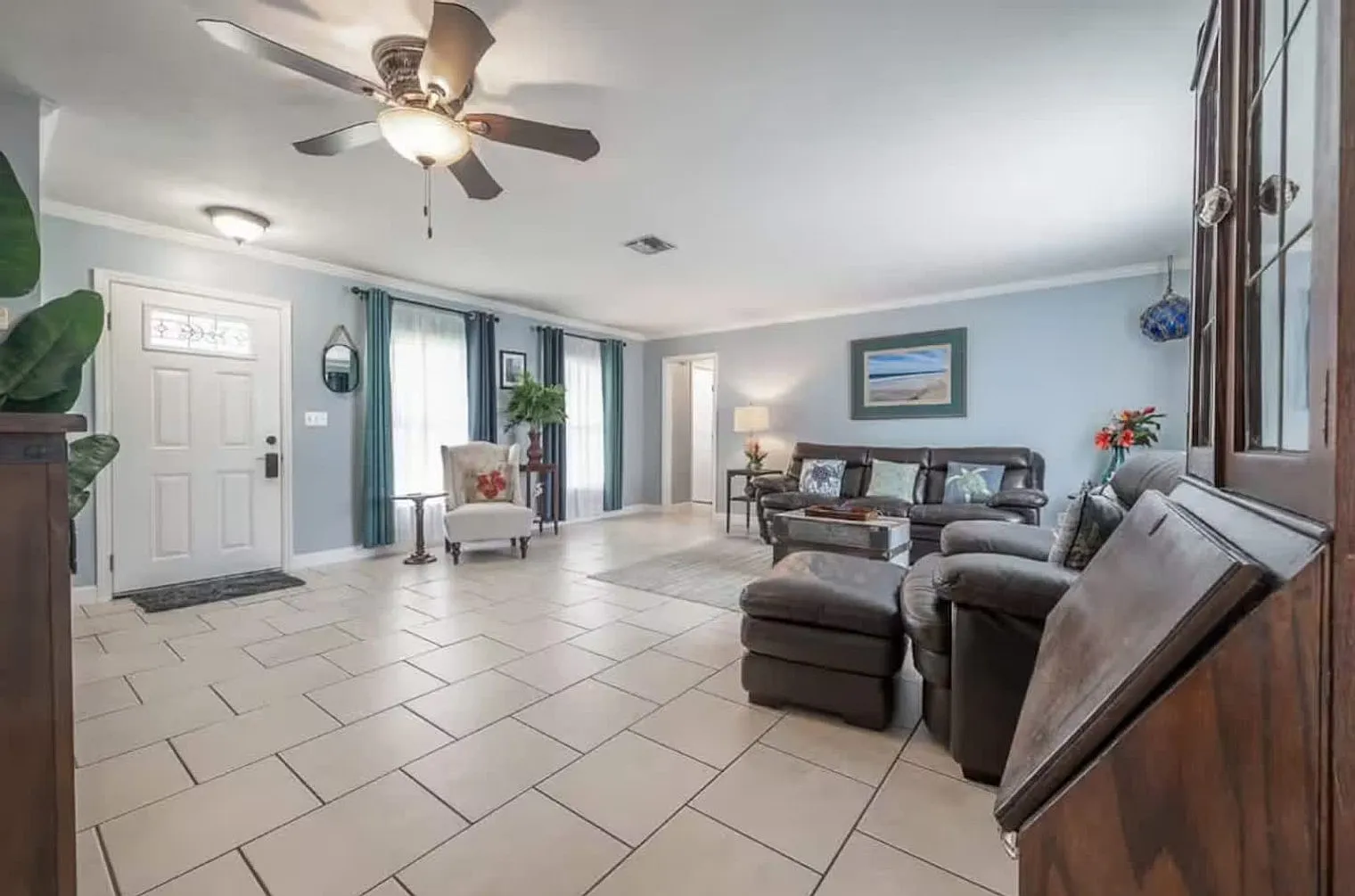 2 bed, 2.0 bath, $2,912 — Photo 2