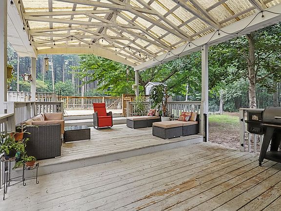 5th image of 6690 Dennison Road