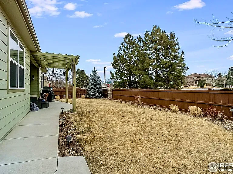5756 Quarry St — Photo 32