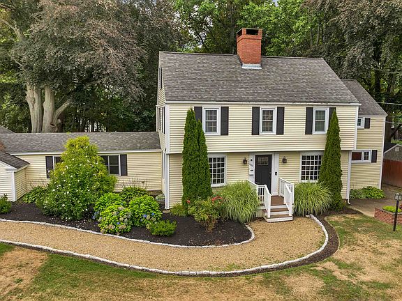 2nd image of 1156 Woodbury Avenue