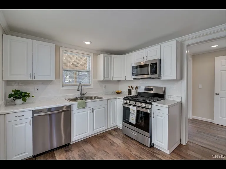 421 S Massey St — Photo 21