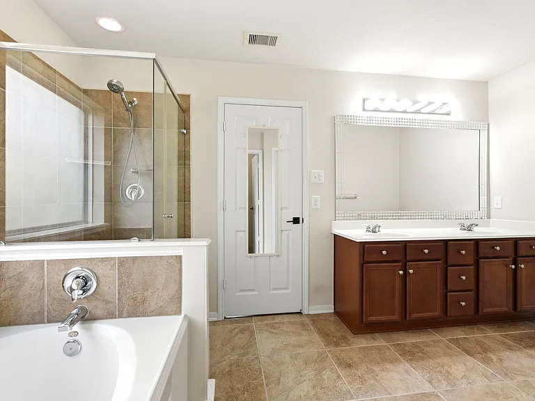 15002 Miller Meadows Ln — Photo 23