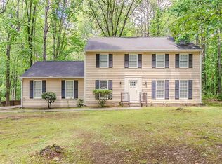 205 N Fayette Dr, Fayetteville, GA 30214