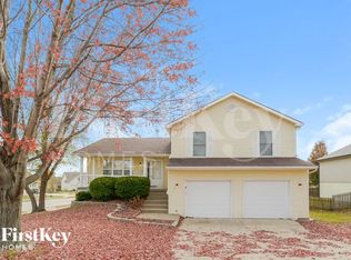 10501 NW 86th St, Kansas City, MO 64153