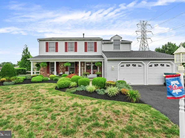 112 Carmen Ln, Langhorne, PA 19047