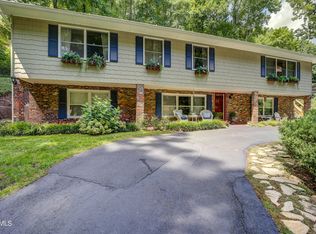 1309 Lester Harris Rd, Johnson City, TN 37601