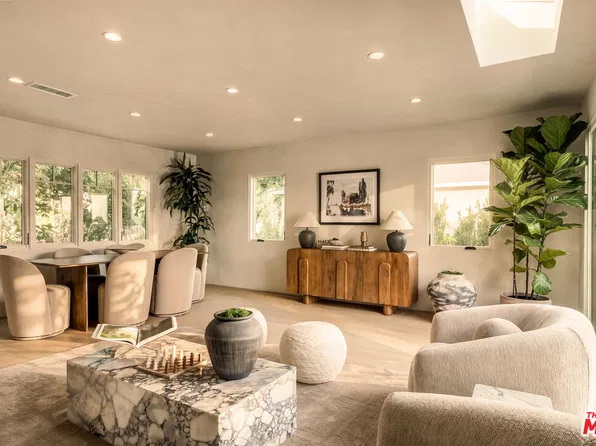 1204 Marine St, Santa Monica, CA 90405