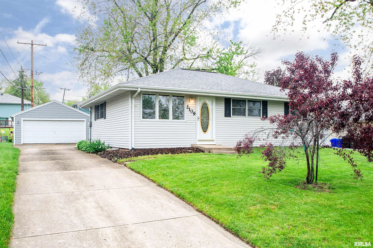 2109 W Austin Dr photo 1