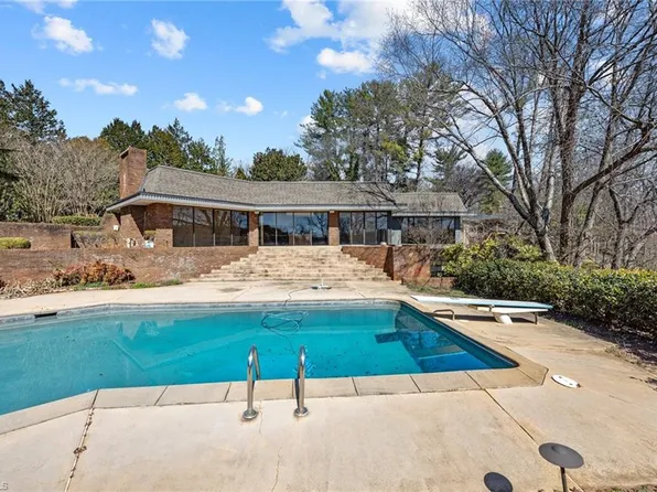 467 Riverbend Dr, Bermuda Run, NC 27006