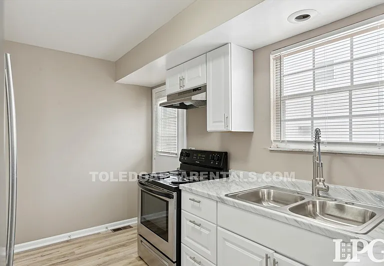 28776 Starbright Blvd — Photo 10
