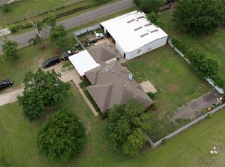 601 Houston School Rd, Red Oak, TX 75154