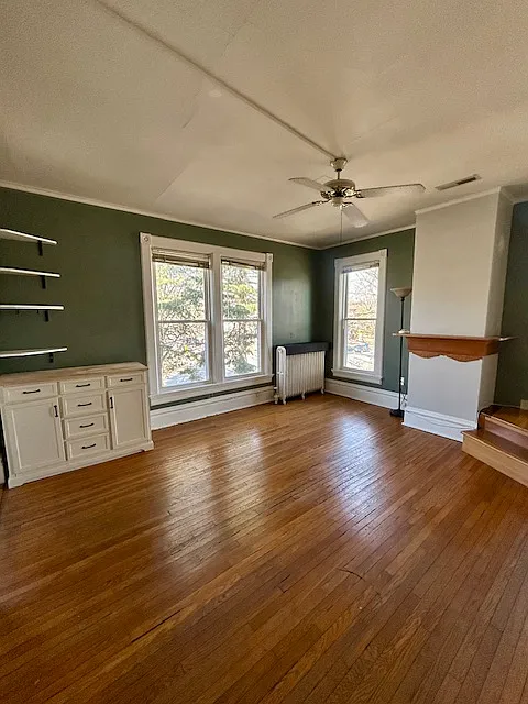 601 W University Ave — Photo 3