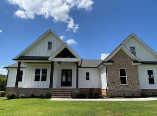 7935 E Valley Rd, Dunlap, TN 37327