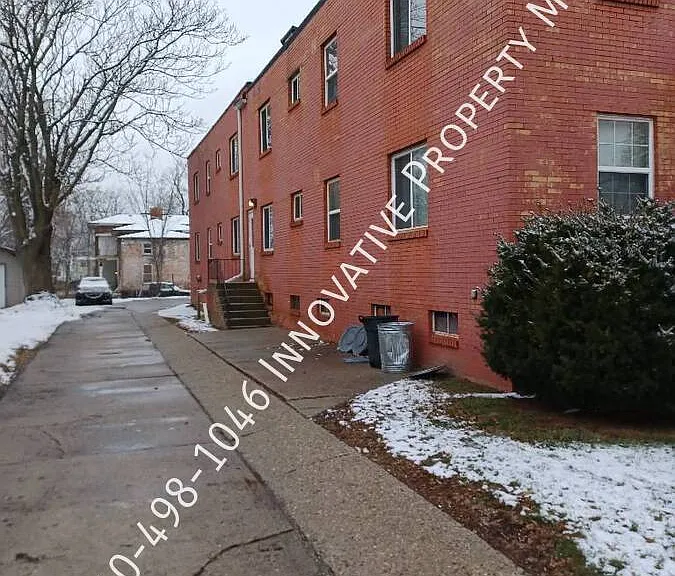 712 S Grand Traverse St #3 — Photo 14