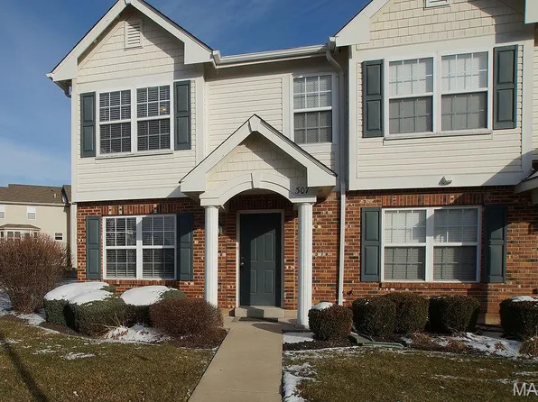 307 Shady Rock Ln, O'Fallon, MO 63368