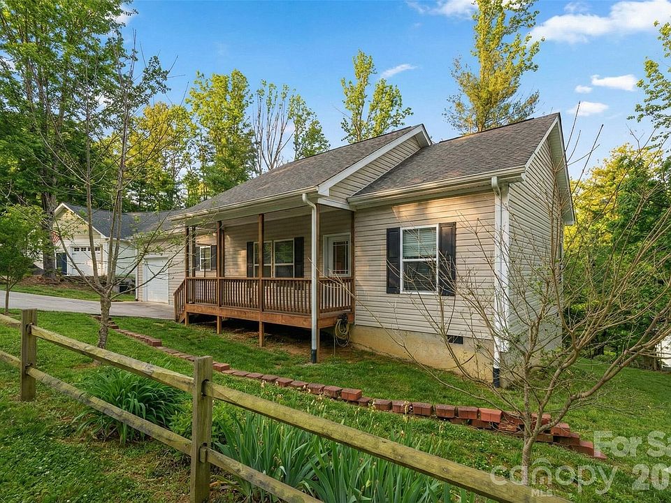 1st image of 138 Lone Eagle Ln