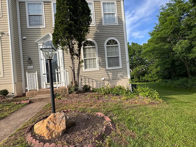 Front/Back yard reno underway